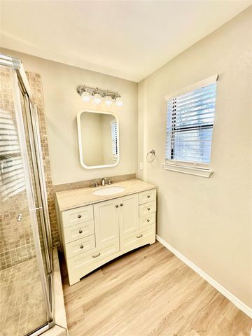 1102 Serenada DR, Georgetown, TX 78628