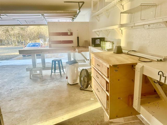 1102 Serenada DR, Georgetown, TX 78628