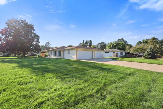 3695 Pinto Road, Kalamazoo, MI 49004