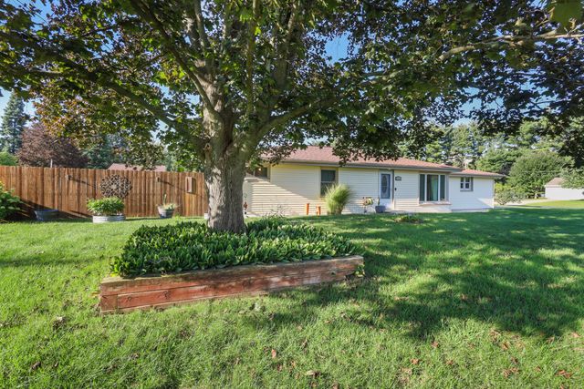 3695 Pinto Road, Kalamazoo, MI 49004