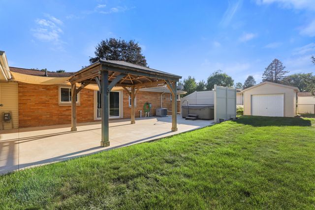 3695 Pinto Road, Kalamazoo, MI 49004