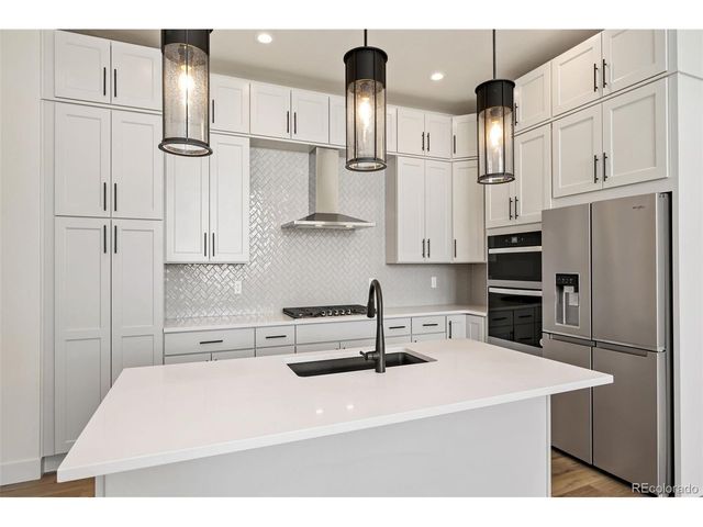 2978 Fleet Dr 3, Fort Collins, CO 80524