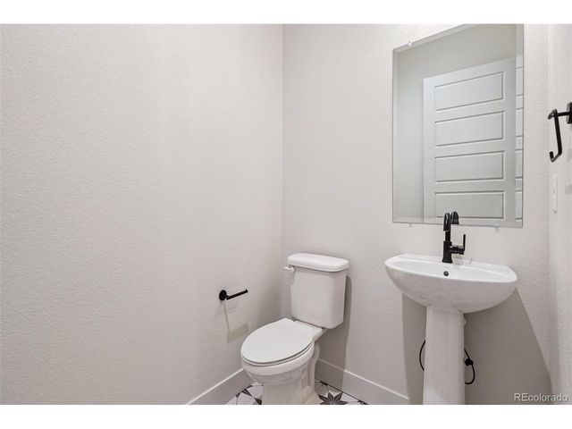 2978 Fleet Dr 3, Fort Collins, CO 80524