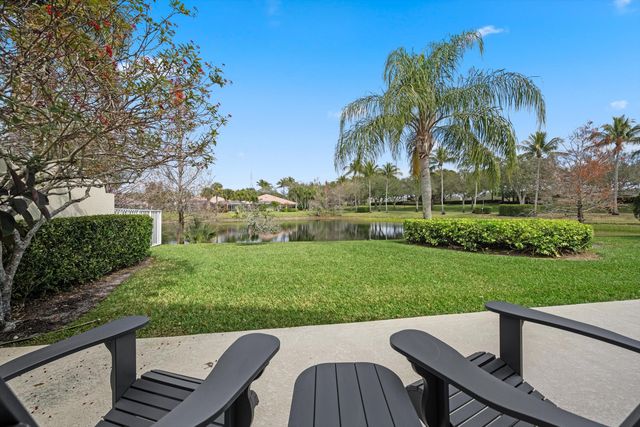 8049 Nevis Place, Wellington, FL 33414