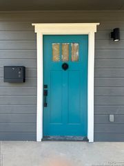 903 DAWSON ST A, San Antonio, TX 78202