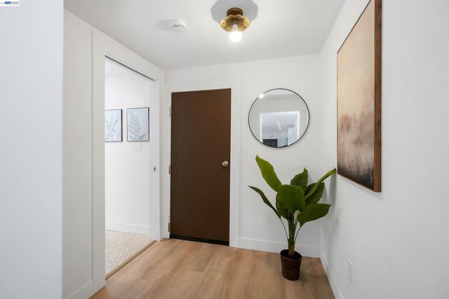 1540 C St, Hayward, CA 94541