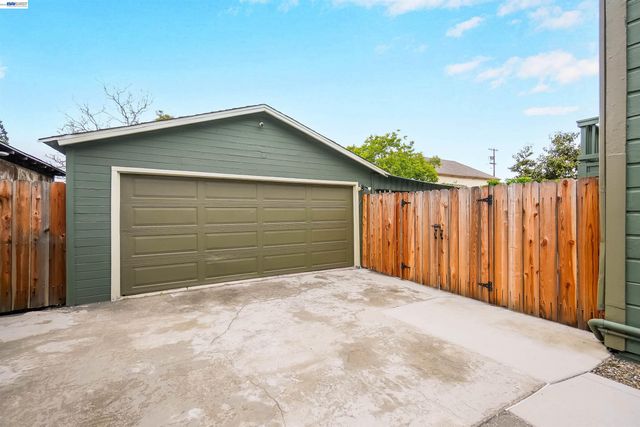 1540 C St, Hayward, CA 94541