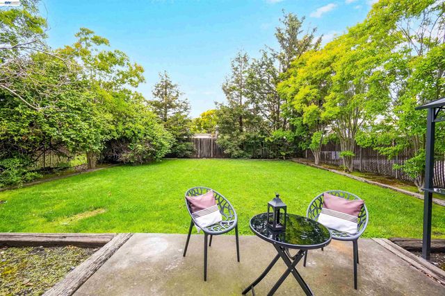 1540 C St, Hayward, CA 94541