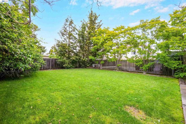 1540 C St, Hayward, CA 94541