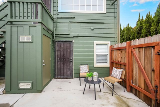 1540 C St, Hayward, CA 94541