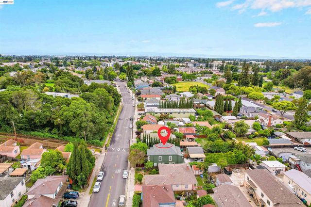 1540 C St, Hayward, CA 94541