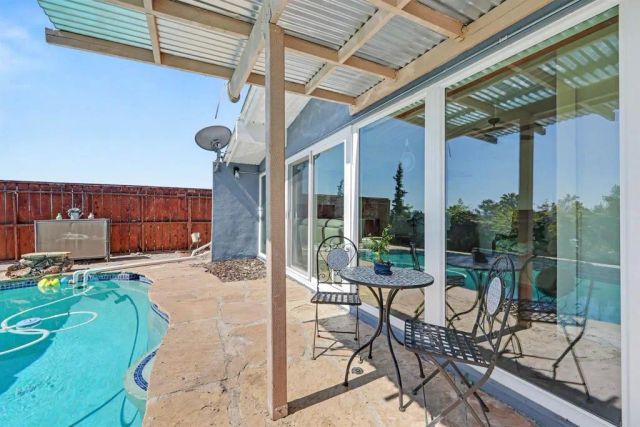 6439 Lake Mere Court, San Diego, CA 92119