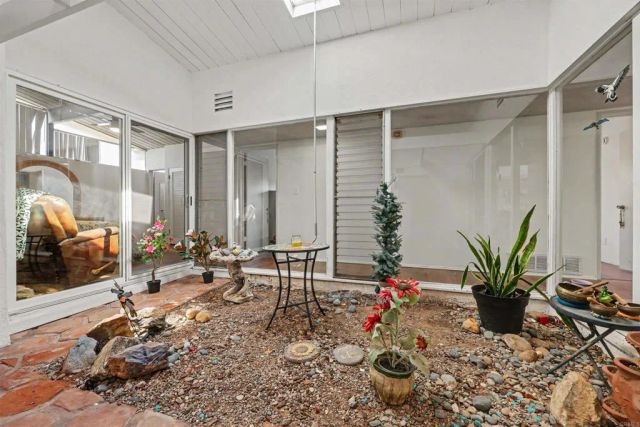 6439 Lake Mere Court, San Diego, CA 92119