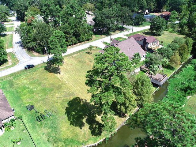 18226 Steele Point Drive, Crosby, TX 77532