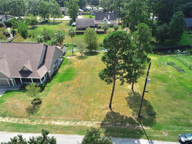 18226 Steele Point Drive, Crosby, TX 77532