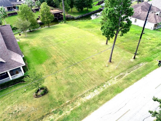 18226 Steele Point Drive, Crosby, TX 77532