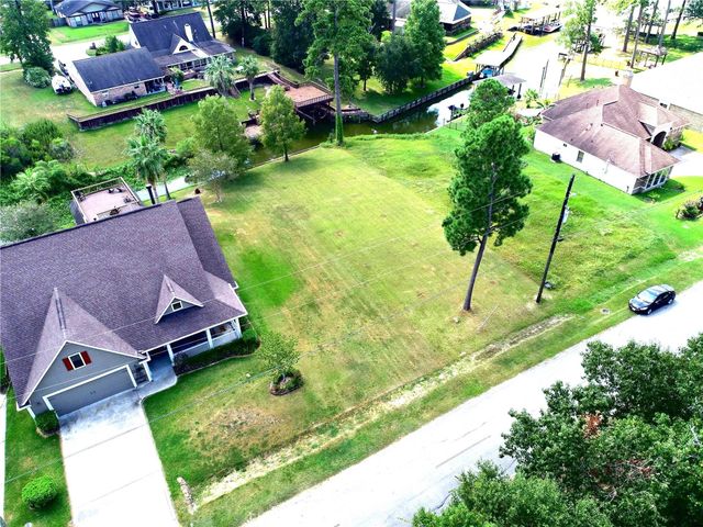 18226 Steele Point Drive, Crosby, TX 77532