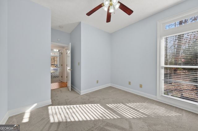 390 Lake Place Drive, Lavonia, GA 30553