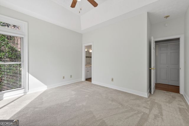 390 Lake Place Drive, Lavonia, GA 30553