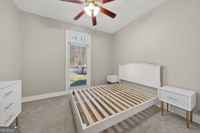 390 Lake Place Drive, Lavonia, GA 30553