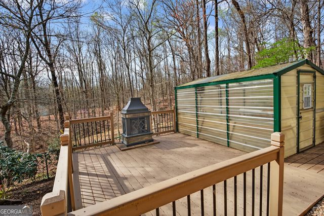 390 Lake Place Drive, Lavonia, GA 30553