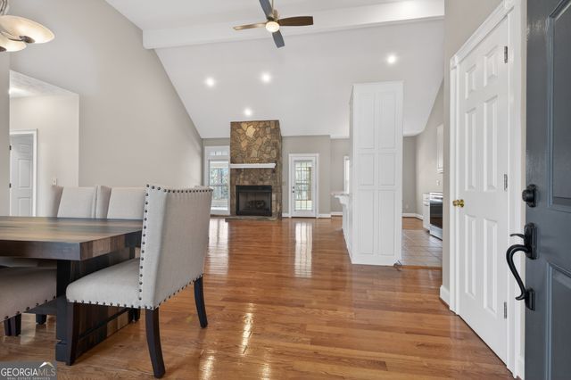 390 Lake Place Drive, Lavonia, GA 30553