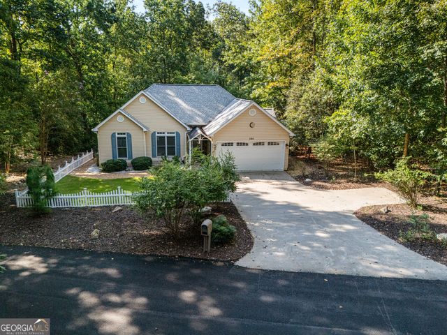 390 Lake Place Drive, Lavonia, GA 30553