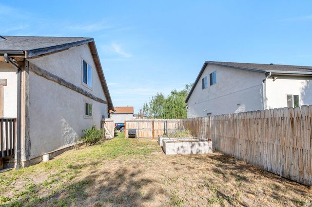 1727 S SANDHILL RD, Orem, UT 84058