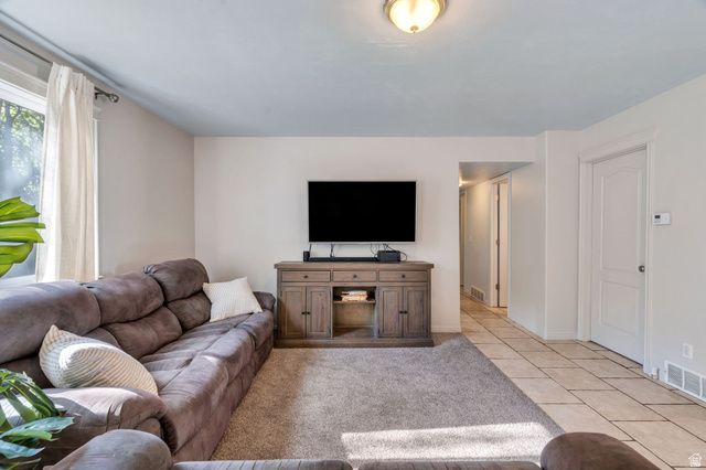 1727 S SANDHILL RD, Orem, UT 84058