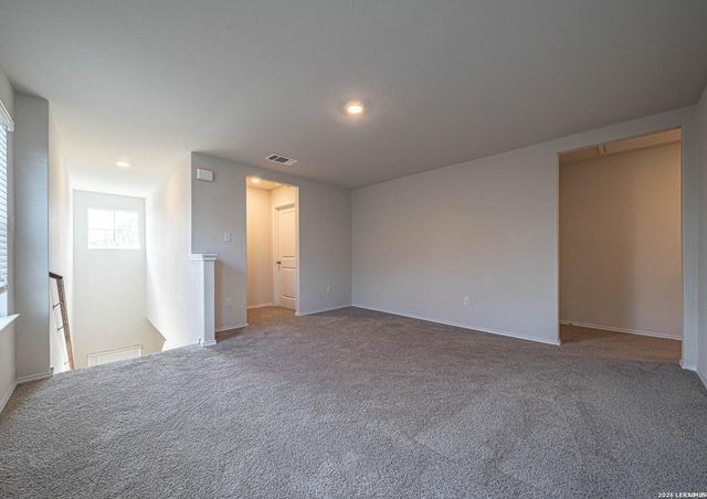 15727 Clove Spice Way, Von Ormy, TX 78073