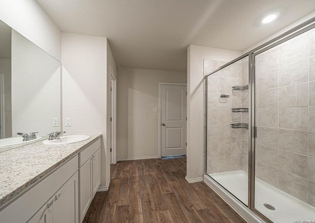 15727 Clove Spice Way, Von Ormy, TX 78073