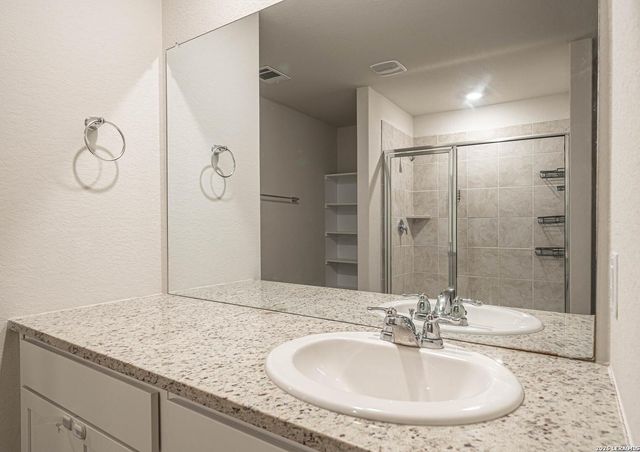 15727 Clove Spice Way, Von Ormy, TX 78073