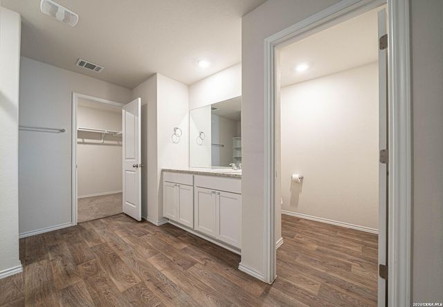 15727 Clove Spice Way, Von Ormy, TX 78073