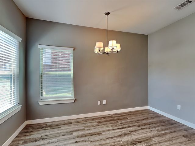 1553 Fiji Street, Dallas, TX 75203