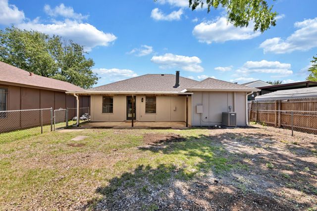 11320 Golden Triangle Circle, Fort Worth, TX 76244