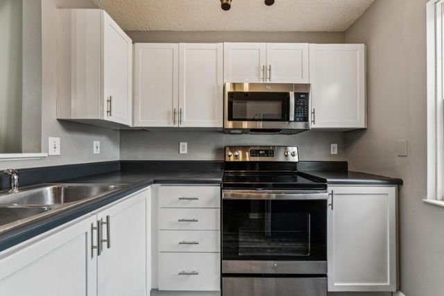 5728 Snow Drive, Hilliard, OH 43026