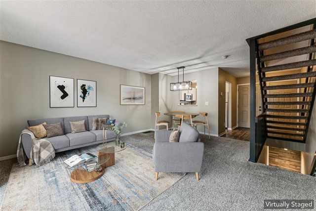 5728 Snow Drive, Hilliard, OH 43026