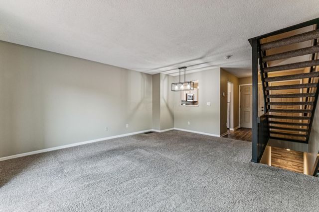 5728 Snow Drive, Hilliard, OH 43026