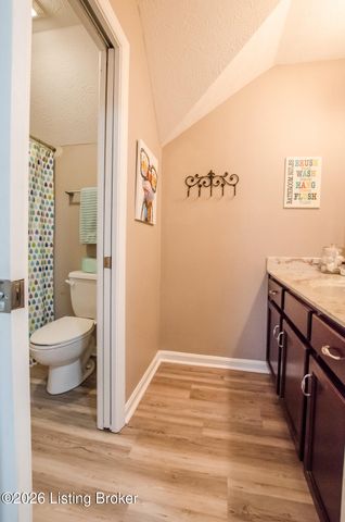 1028 Bogard Ln, Mt Washington, KY 40047