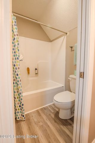 1028 Bogard Ln, Mt Washington, KY 40047