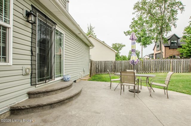 1028 Bogard Ln, Mt Washington, KY 40047