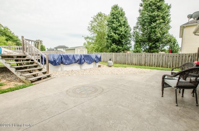 1028 Bogard Ln, Mt Washington, KY 40047