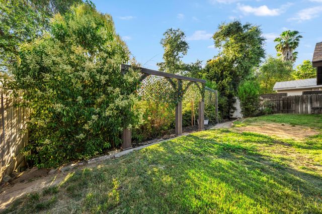 5921 Brittany Way, Citrus Heights, CA 95610