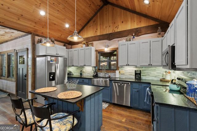 206 Winding Brook Trail, Morganton, GA 30560