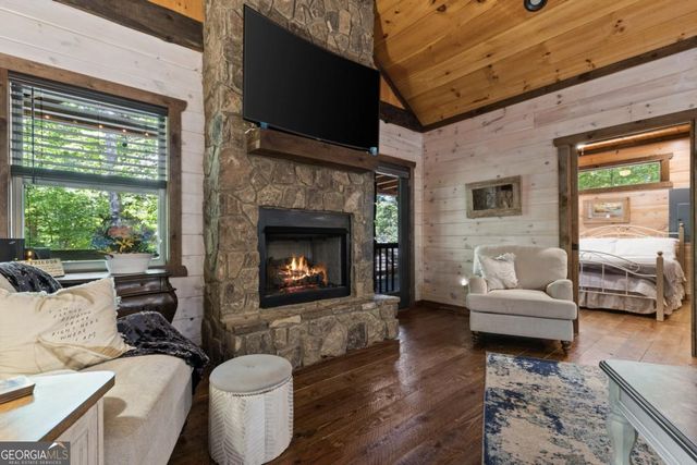 206 Winding Brook Trail, Morganton, GA 30560