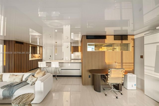 5555 Collins Ave 16H, Miami Beach, FL 33140