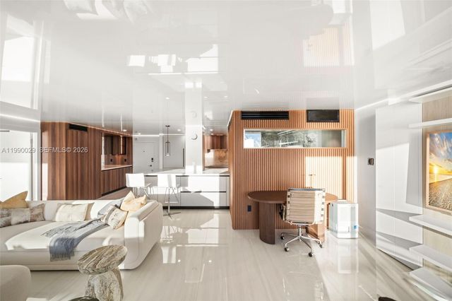 5555 Collins Ave 16H, Miami Beach, FL 33140