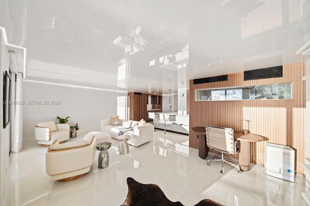 5555 Collins Ave 16H, Miami Beach, FL 33140