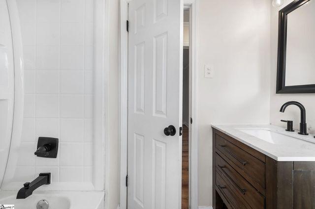 105 Mauldin Circle, Mauldin, SC 29662