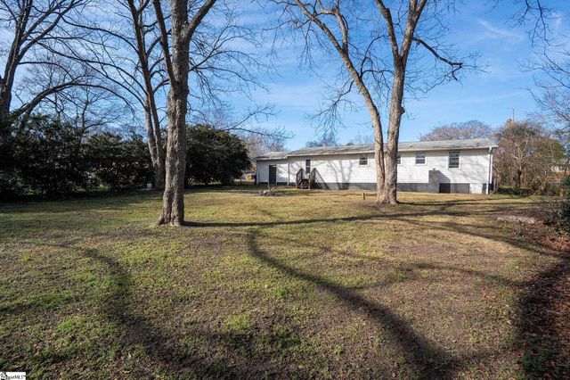 105 Mauldin Circle, Mauldin, SC 29662